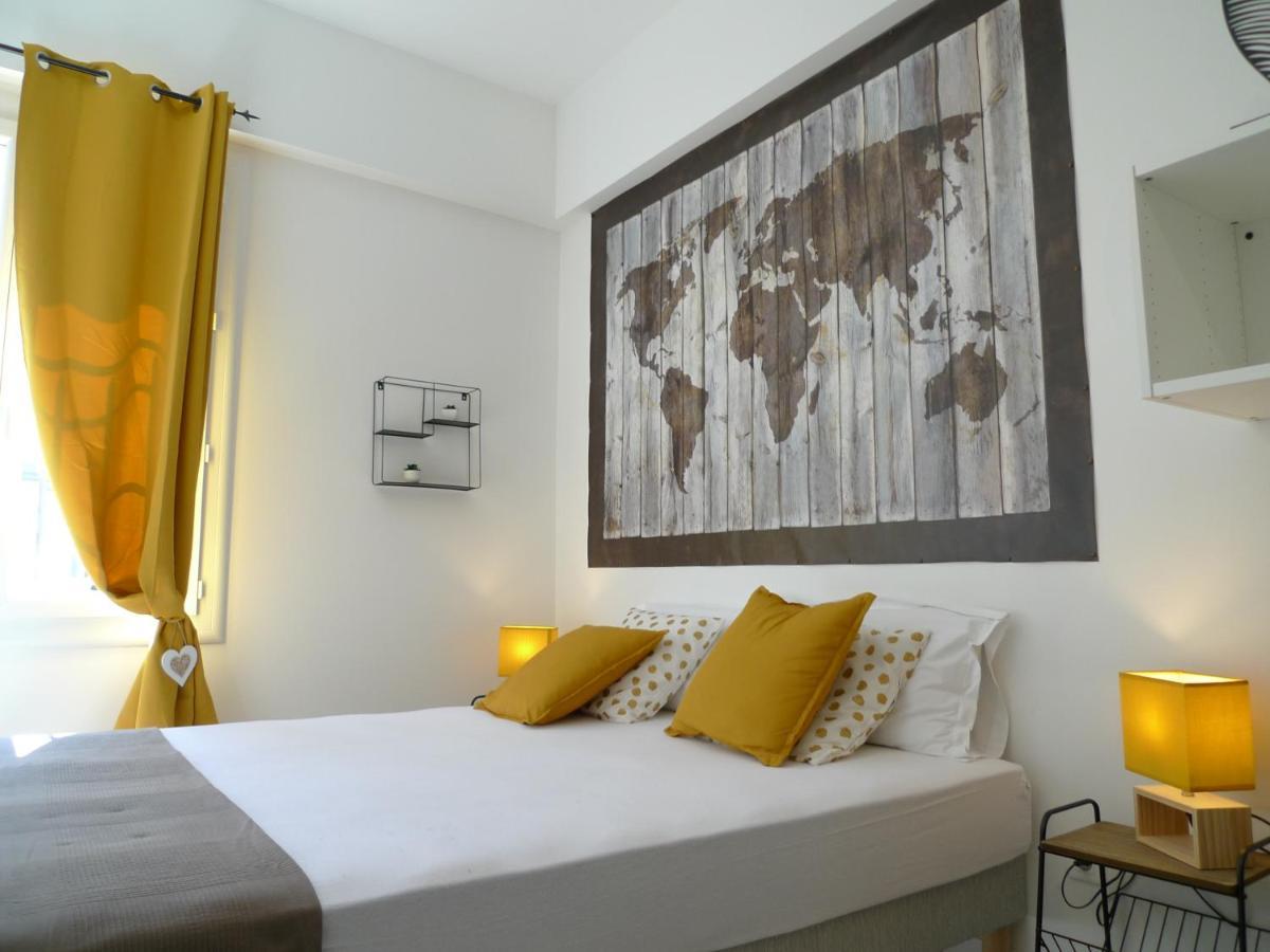 O 36 Rempart Sud B&B Aigues-Mortes Exterior foto